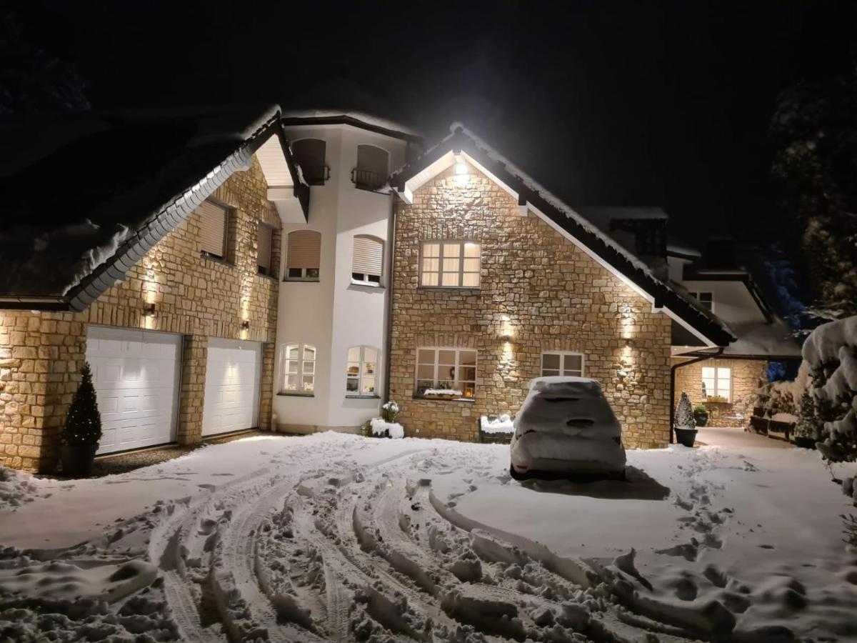 Ferienwohnung am Grölisbach Roetgen Exterior foto